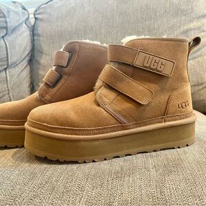 UGG Neumel Platform Boots sz 5